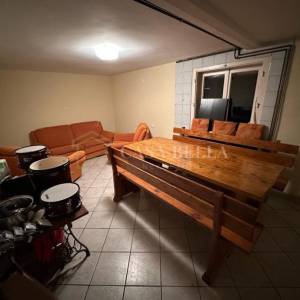 kuća u mirnom naselju Gorjakovo, u blizini Pregrade