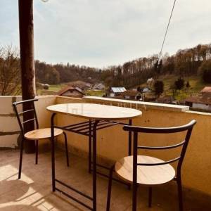 kuća u mirnom naselju Gorjakovo, u blizini Pregrade