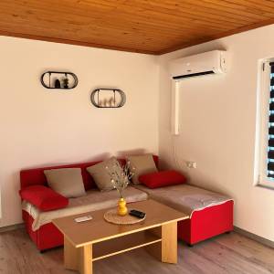 Kuća (vikendica) na Jezeru Šoderica 140.00 m2