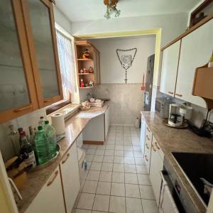 LASINJA - CENTAR, kuća katnica, dupla garaža, parcela 1.000m2