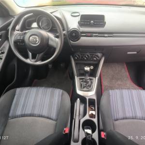 Mazda2  reg godinu dana parking senzori bez ulaganja