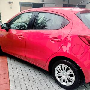 Mazda2  reg godinu dana parking senzori bez ulaganja