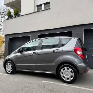 MERCEDES A-KLASA 180CDI AVANTGARDE /131tkm/prvi vlasnik/klima/odličan/