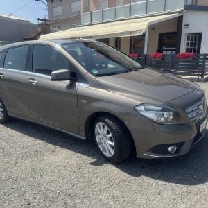 Mercedes B Klasa 180 CDI 2012god.