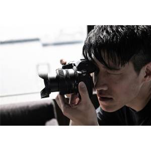 Nikon Z5 Full Frame Mirrorless Camera with NIKKOR Z 24-50mm f4-6.3 Zoo