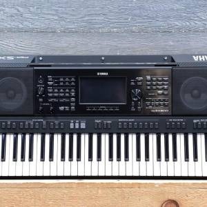 NOVO Yamaha Montage 8, Yamaha MODX8+,Yamaha PSR-SX900,Yamaha PSR-A5000