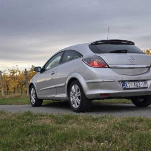 Opel Astra GTC