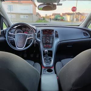 Opel Astra J 1.7 96kw