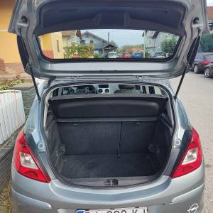 Opel Corsa 1.4, 74 kw, 2012. godina, izvrsno stanje