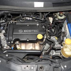 Opel Corsa D Enjoy 1.4 16V