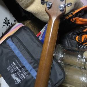 Ovation Celebrity gitara