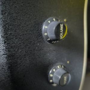 Ovation Celebrity gitara