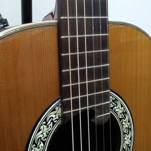 Ovation klasična gitara profi