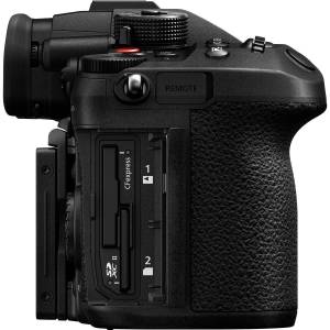 Panasonic Lumix GH6 Mirrorless Camera with Lumix G Leica DG Vario-Elma