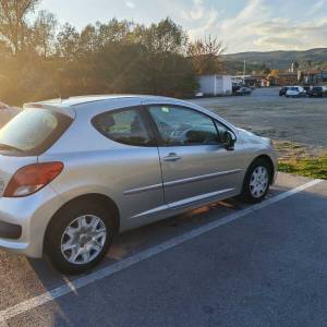 Peugeot 207 - 1,4