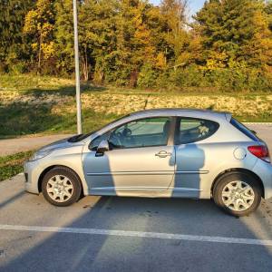 Peugeot 207 - 1,4
