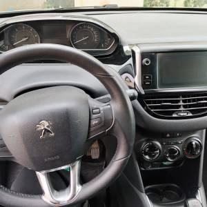 Peugeot 208 1.6 HDI