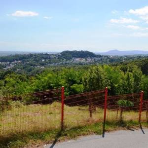 Podsljeme-Šestinski vrh 5.730 m2-građevinska parcela - ČISTI PAPIRI !
