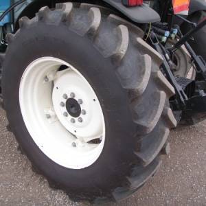 poljoprivredni traktor 2008 NEW HOLLAND T4030 MFWD