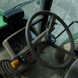 poljoprivredni traktor 2010 JOHN DEERE 5080