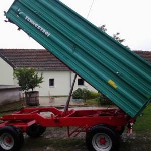 Prikolica Tehnostroj kiper trostrani 8 tona