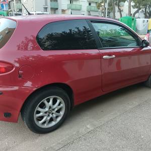 Prodaje se Alfa Romeo