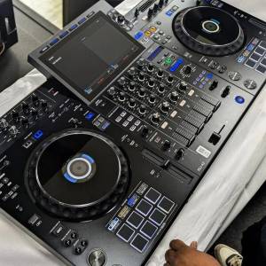 Prodajem AlphaTheta XDJ-AZ, AlphaTheta OMNIS-DUO, AlphaTheta DDJ-GRV6