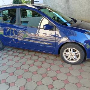 Prodajem automobil marke Renault clio