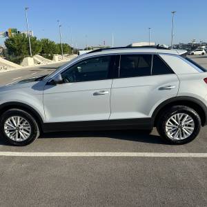 Prodajem WV T-roc 1.0 TSI, stanje odlično