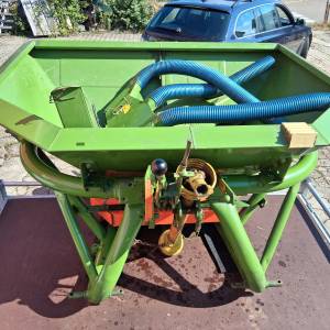 Rasipač AMAZONE ZA-F 604 R