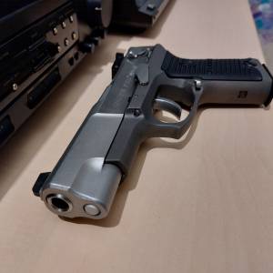 Ruger P85 mkII 9x19