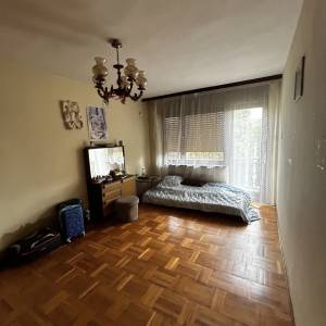 SESVETE - KUĆA S DVORIŠTEM I GARAŽOM - NIJE FIKSNA CIJENA!