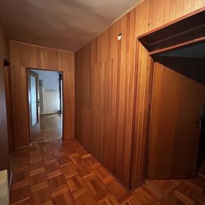 SESVETE - KUĆA S DVORIŠTEM I GARAŽOM - NIJE FIKSNA CIJENA!