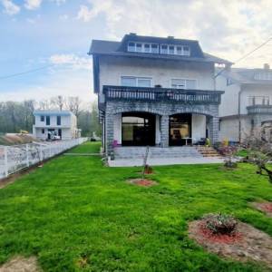 SESVETE, SOPNICA, KUĆA 336 m2 I NA PARCELI 1819 m2 (prodaja)