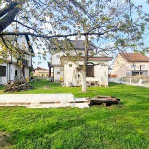 SESVETE, SOPNICA, KUĆA 336 m2 I NA PARCELI 1819 m2 (prodaja)