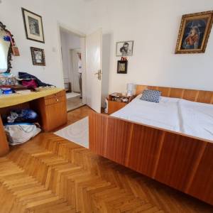 SREBRNJAK - KUĆA ZA RENOVIRANJE ILI RUŠENJE- PARCELA 556M2 (prodaja)