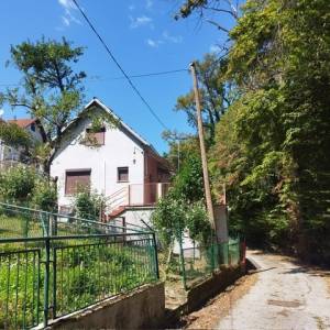Stubičke Toplice - samostojeća kuća 6 soba, 2 kuhinje, 2 kupaonice