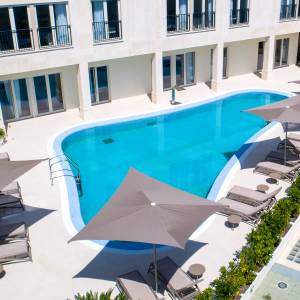 UMAG prvi red more! 25m promenada/bazen/recepcija/Lux!
