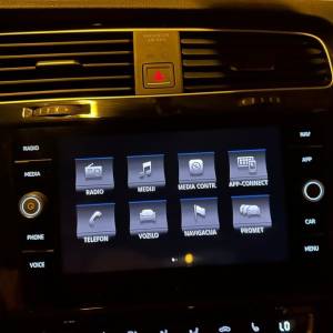 Volkswagen Golf 7 Variant 2.0 TDI Highline! + POKLON!