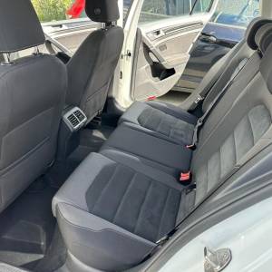 Volkswagen Golf 7 Variant 2.0 TDI Highline! + POKLON!