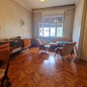ZAGREB, SVETICE - BORONGAJ OKRETIŠTE, KUĆA 225 m2 SA VRTOM (prodaja)