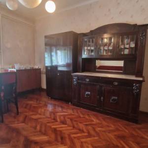 ZAGREB, SVETICE - BORONGAJ OKRETIŠTE, KUĆA 225 m2 SA VRTOM (prodaja)