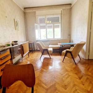 ZAGREB, SVETICE - BORONGAJ OKRETIŠTE, KUĆA 225 m2 SA VRTOM (prodaja)
