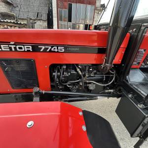 Zetor 7745 ***2065sati***
