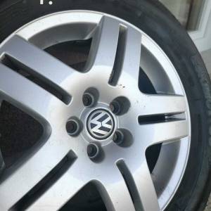 Aluminijske felge i zimske gume Sava 195/65 R15