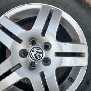 Aluminijske felge i zimske gume Sava 195/65 R15