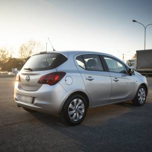 Corsa, Serv.knj. TOP STANJE