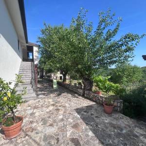 Ekskluzivno istarsko imanje 7.500 m² – 270 m² kuće + 2 objekta