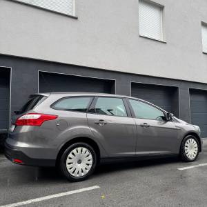 FORD FOCUS 1.6TDCI /141tkm/prvi vlasnik/dvozonska klima/odličan/