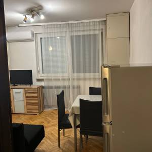 GARSONJERA STUDENTSKI GRAD-GORNJA DUBRAVA, VISOKO PRIZEMLJE (od 01.12)
